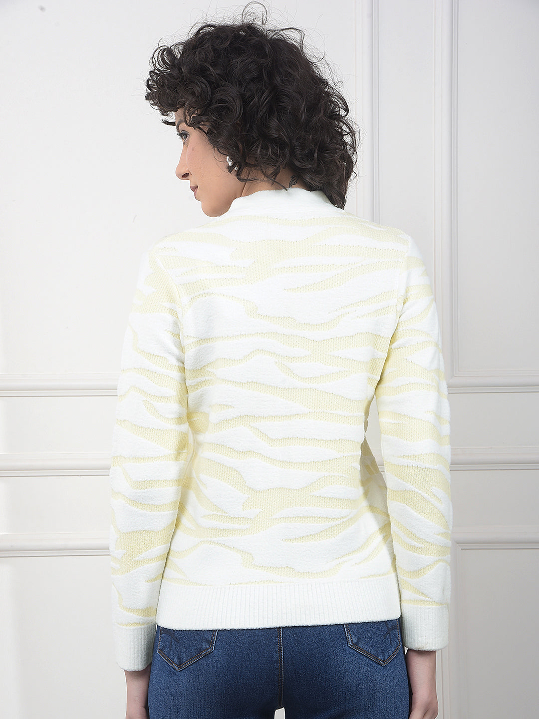 White Jacquard V-Neck Cardigan