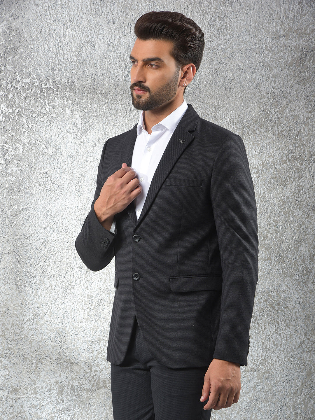 Black Notched Lapel Single-Breasted Blazer