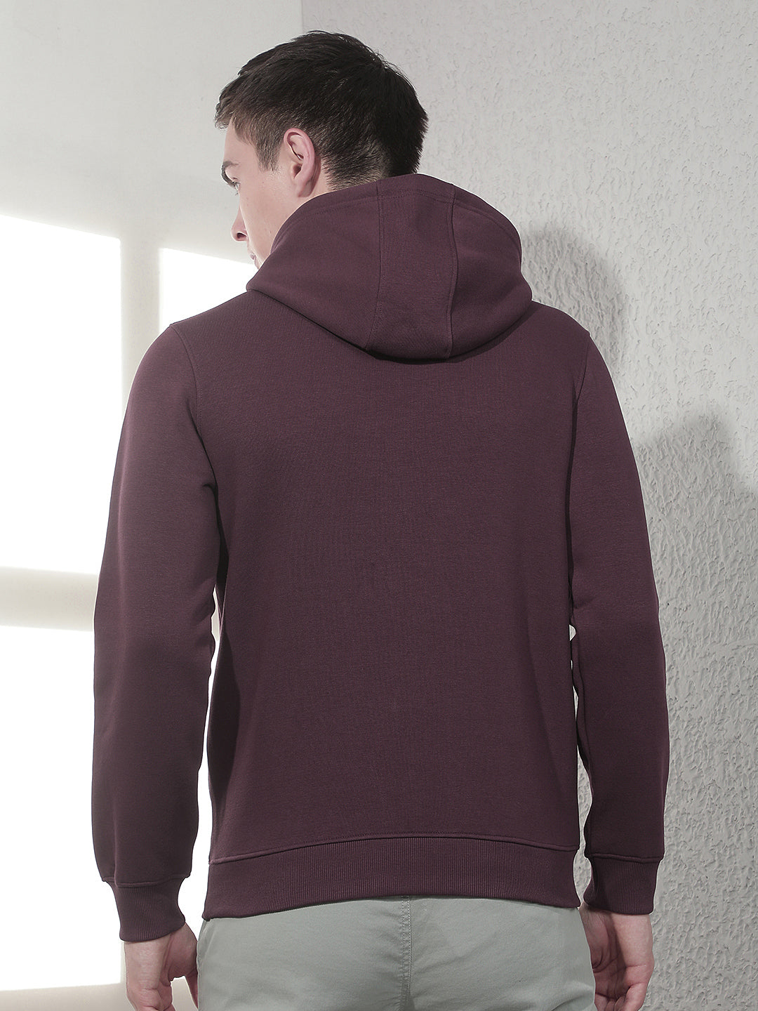 Wine Graphic Print Hooded Sweatshirt