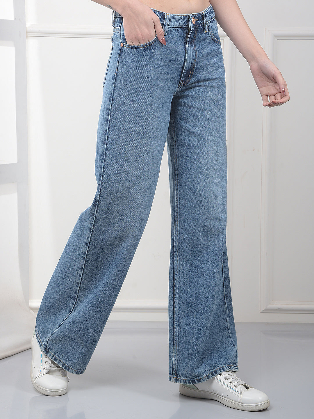 Effortless Blue Wide-Leg Jeans