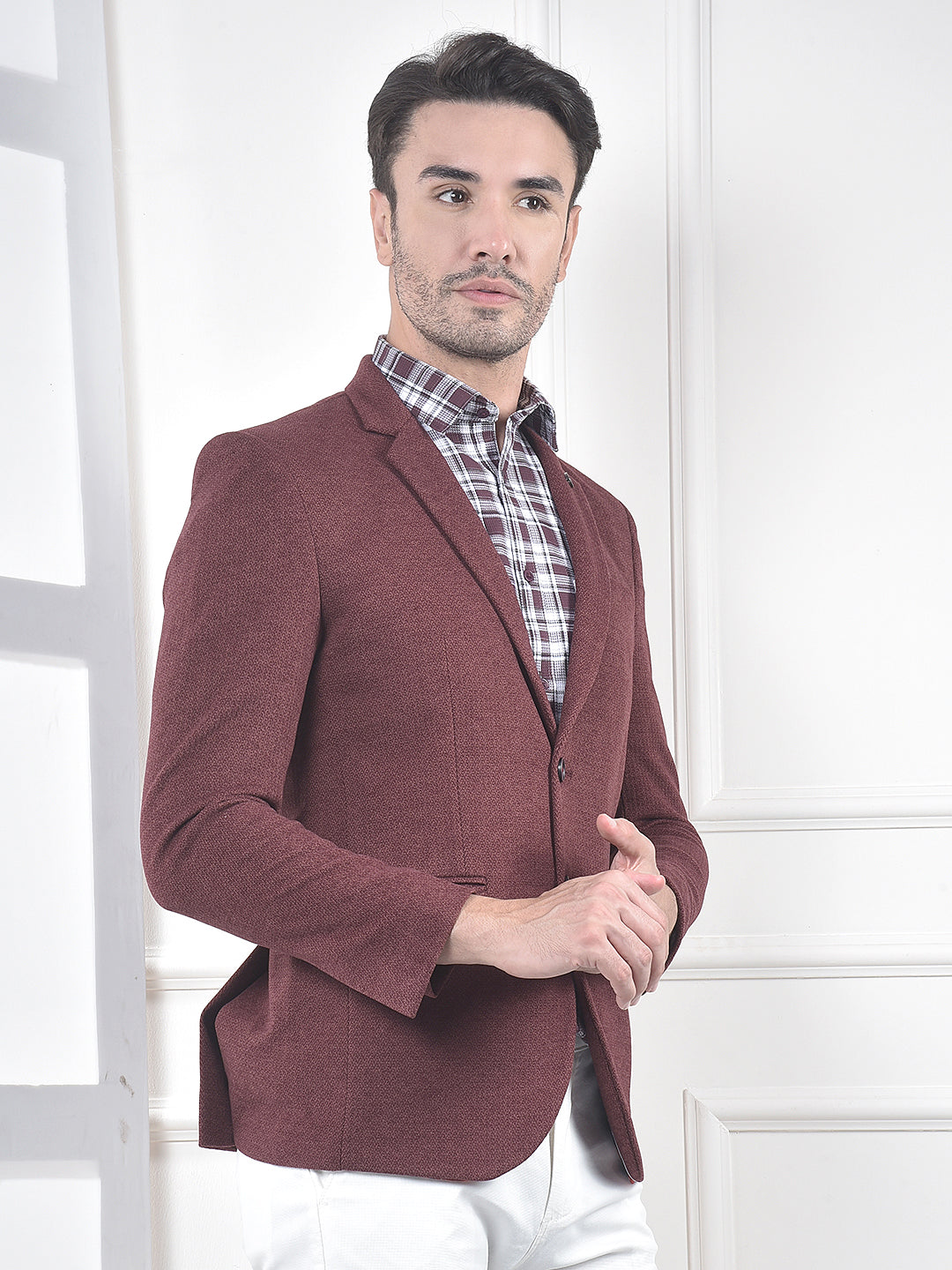 Maroon Textured Single-Breasted Blazer