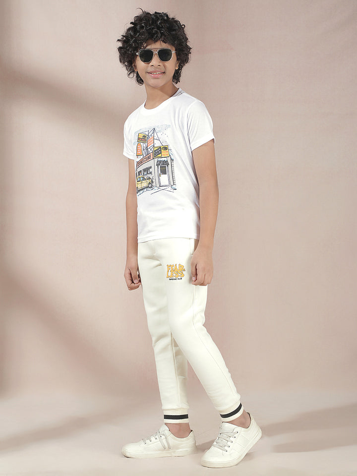 Cream Joggers with Relaxed Urban Comfort