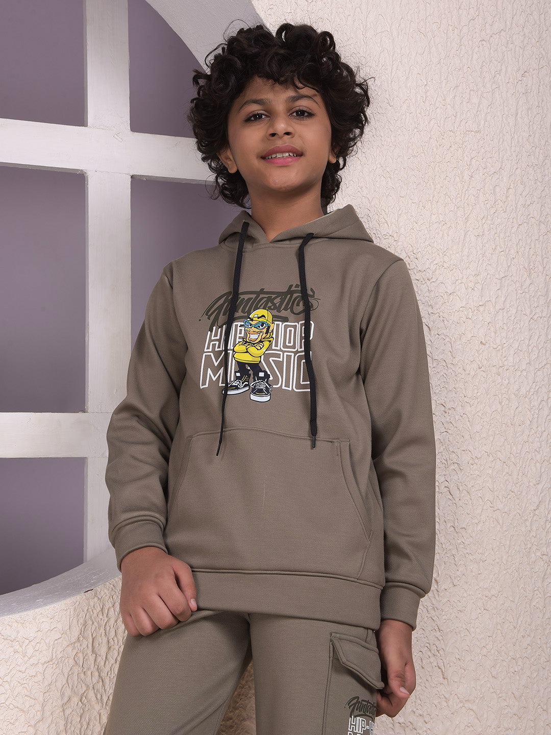 Olive Graphic Print Hooded Neck Sweatshirt