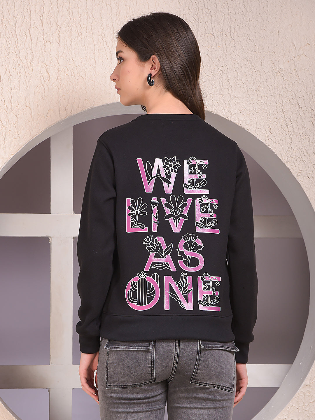 Black Graphic Print Sweatshirt