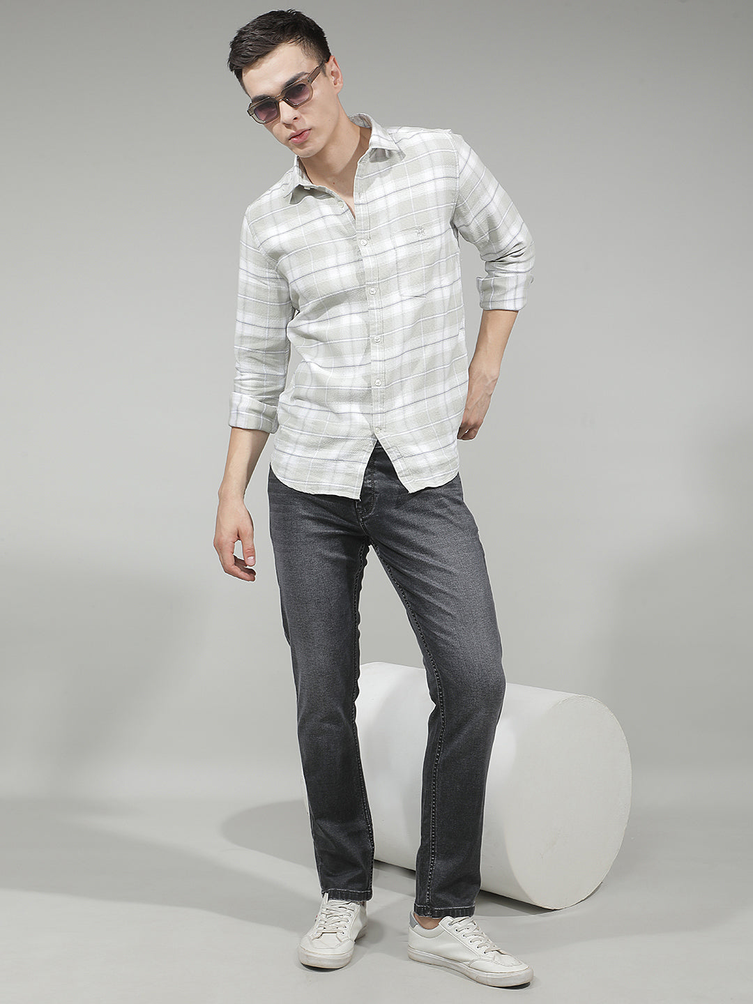 Cast Iron Grey Jeans