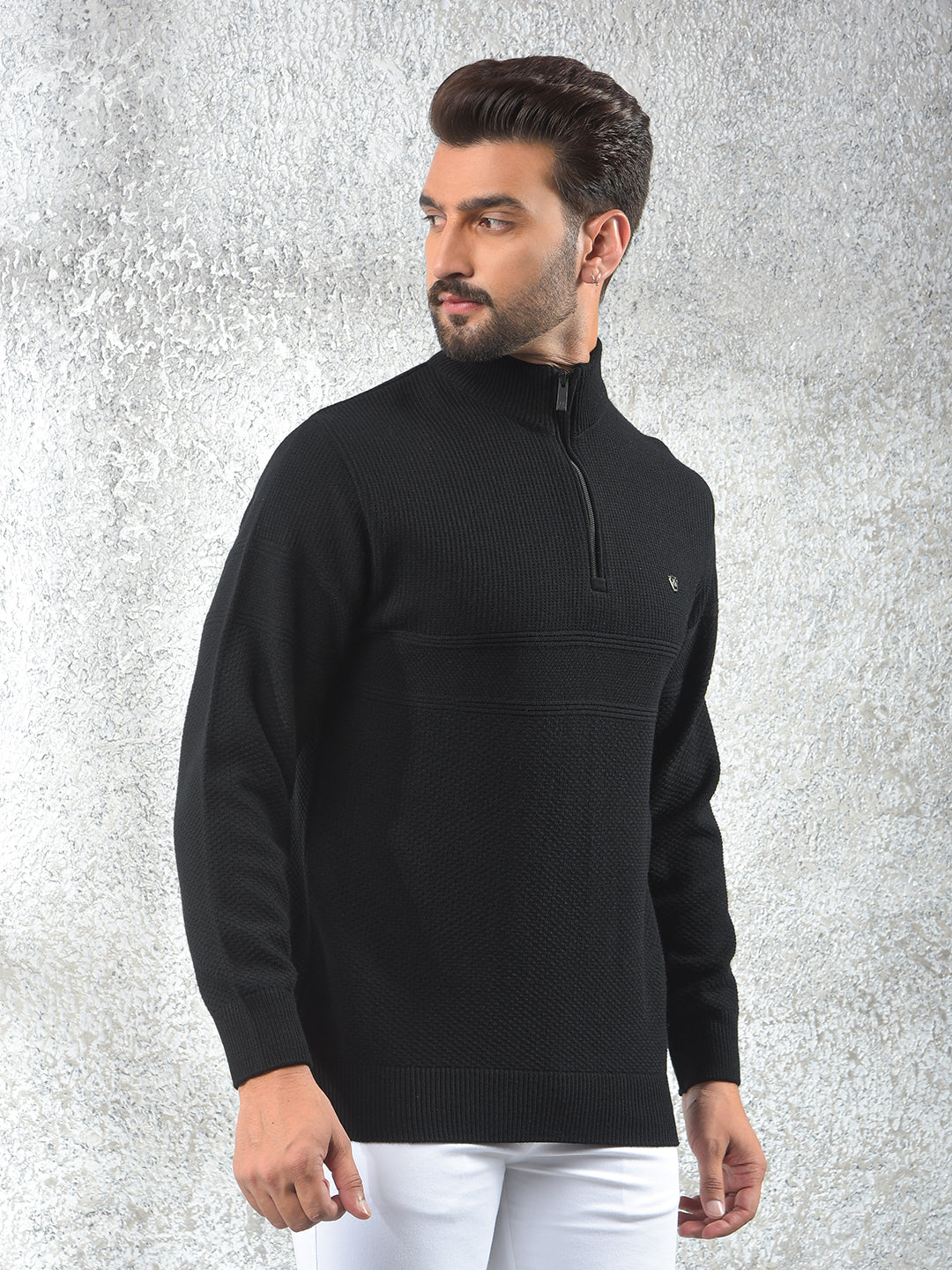 Breathable Black Knitted Sweater