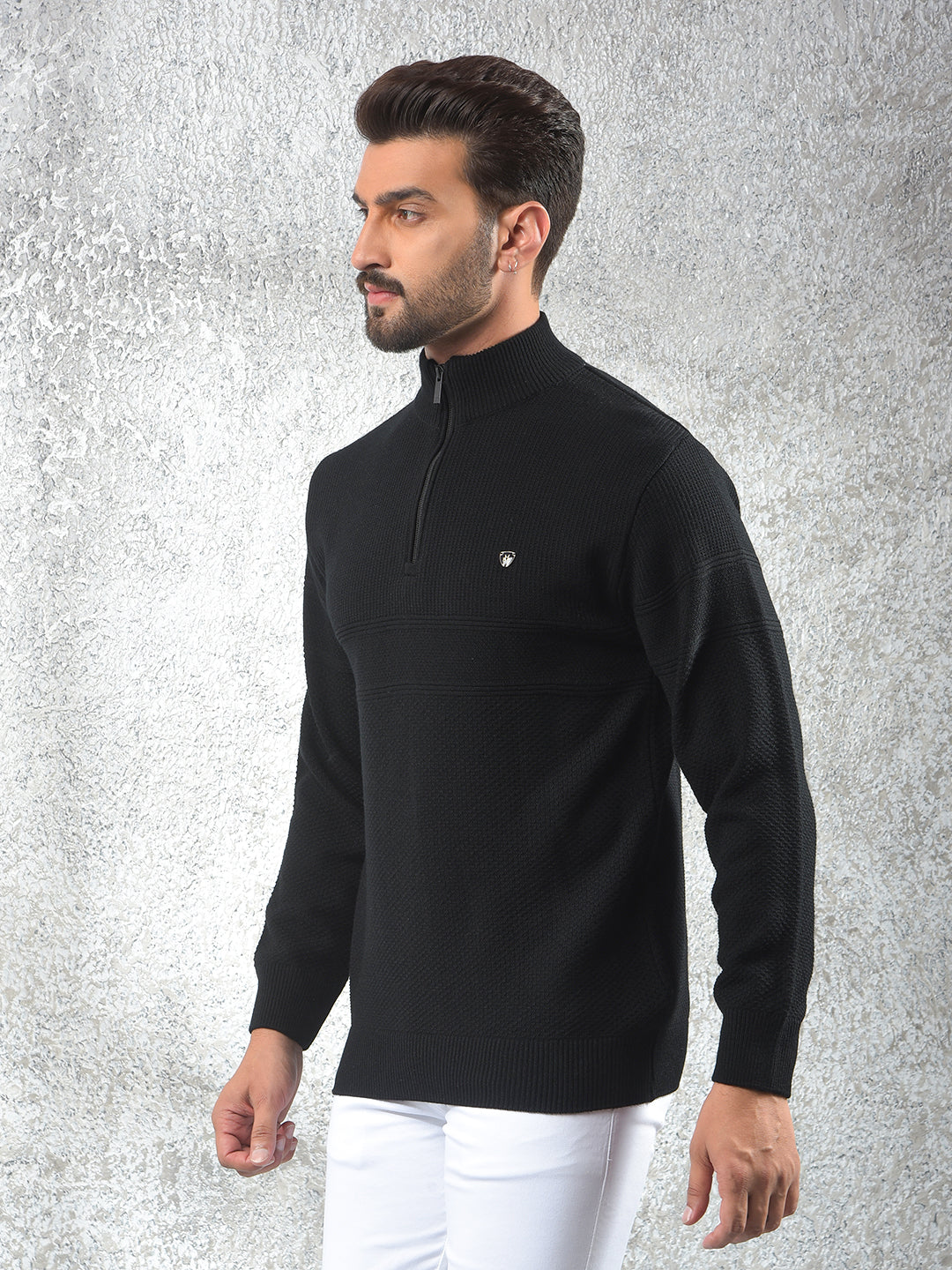 Breathable Black Knitted Sweater
