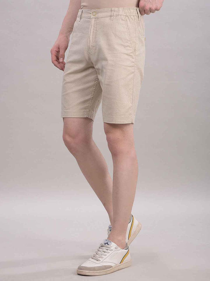 UrbanPin Vertical Beige Striped Shorts