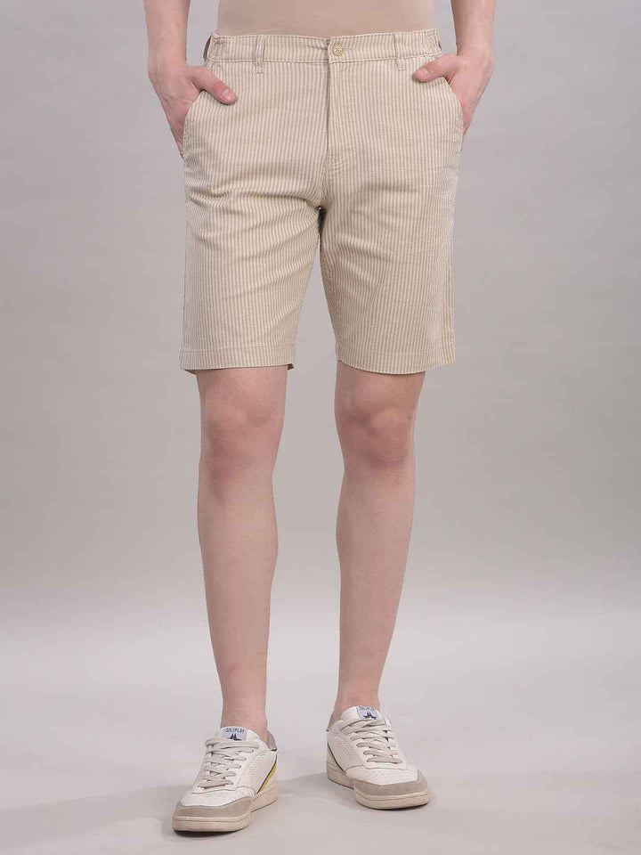 UrbanPin Vertical Beige Striped Shorts