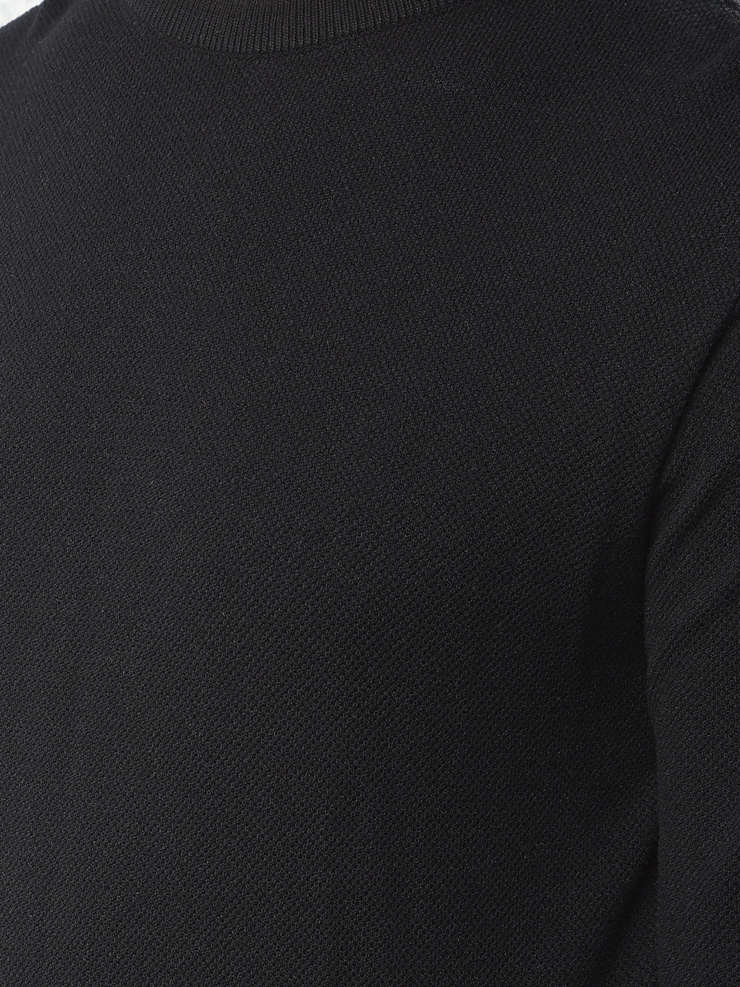 Flexible Black Knitted Sweater