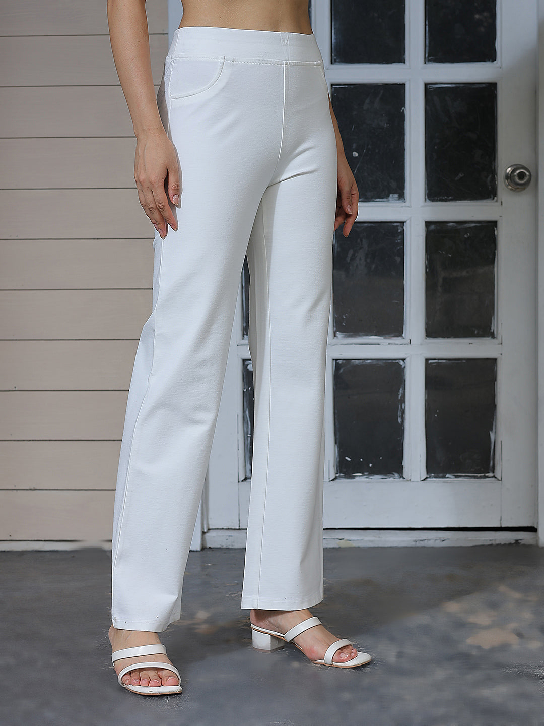 Minimalist Chalk White Straight Treggings