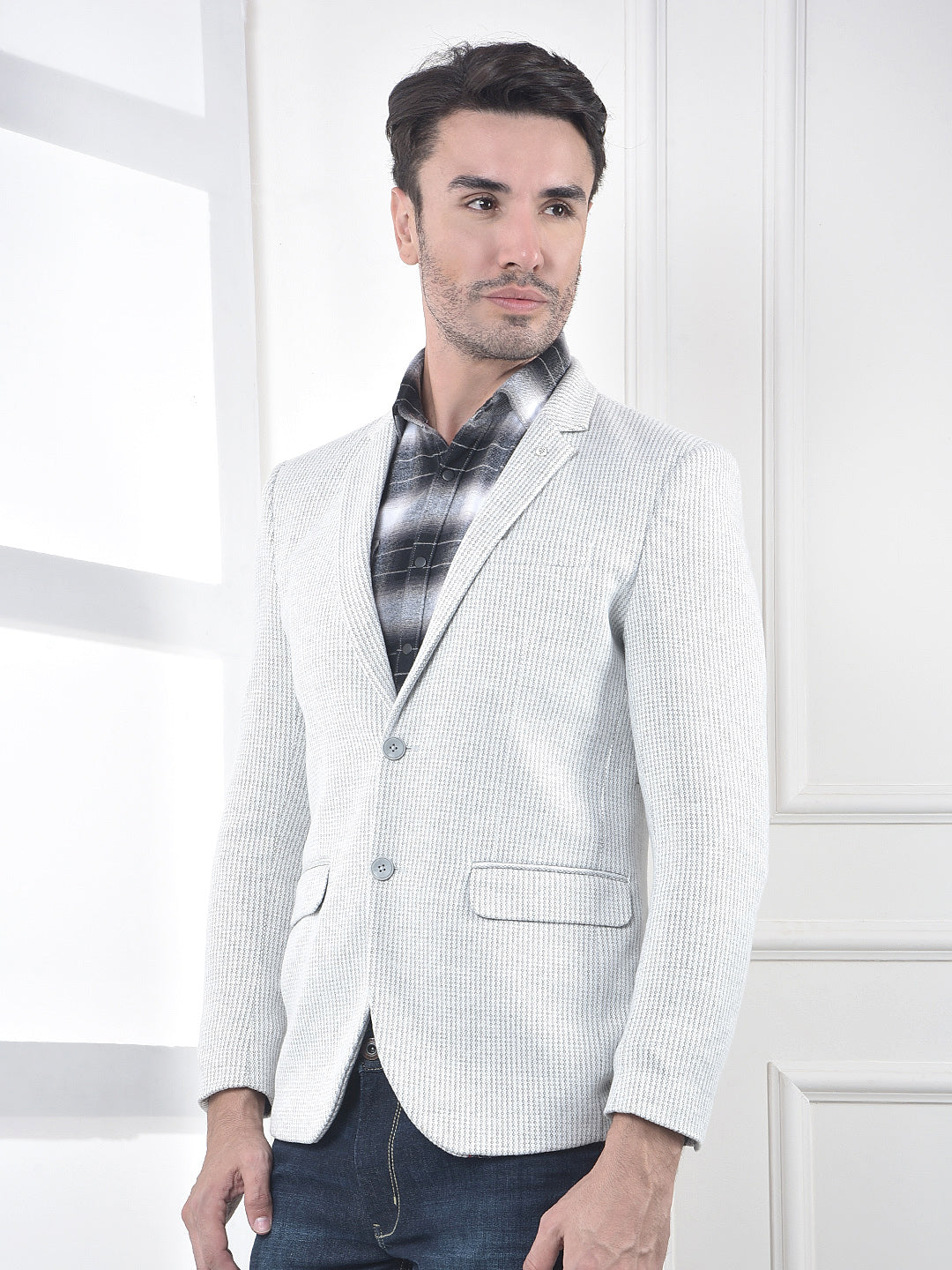 Grey Textured Single-Breasted Blazer