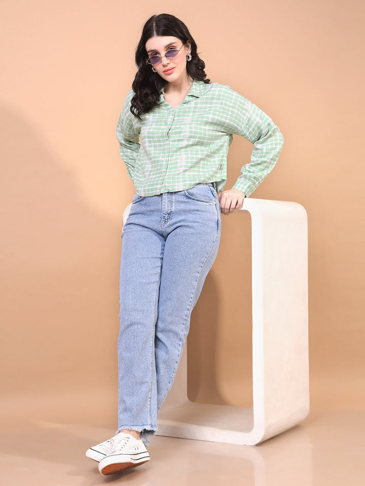 Women's Green Printed V-Neck Cropped Shirt-Women Shirts-Crimsoune Club