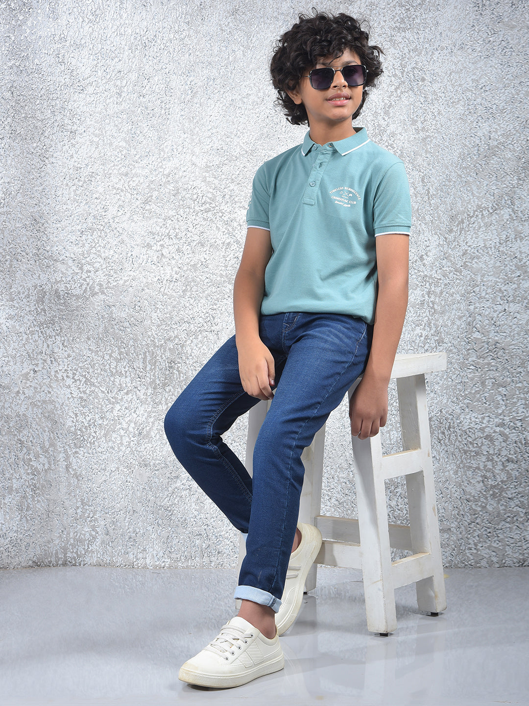 Stylish Dark Slim Fit Blue Jeans