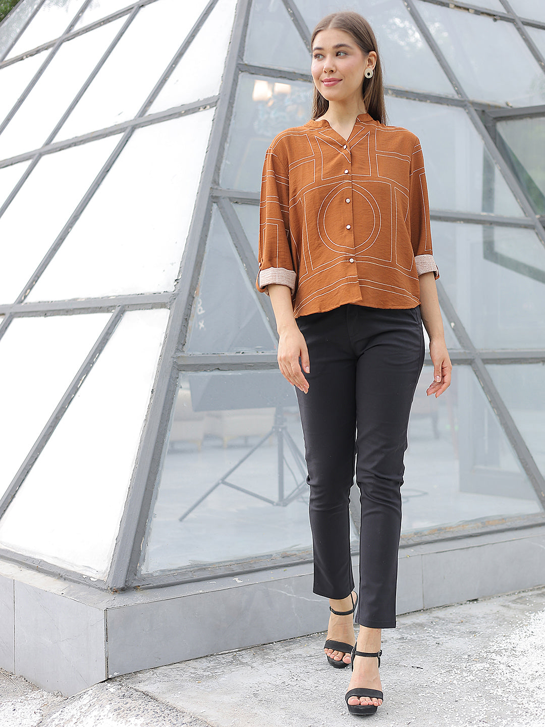 Brown Graphic Print V-Neck Shirt