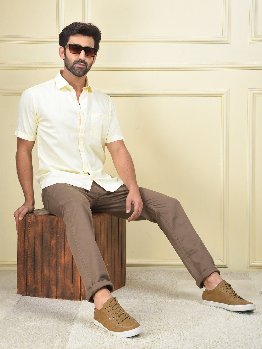 Trend-Forward Appeal Yellow Shirt