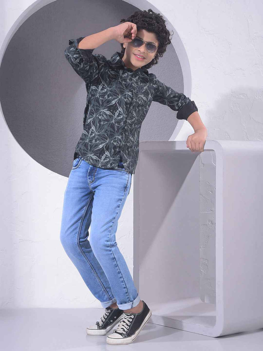 Sleek Blue Chic Jeans