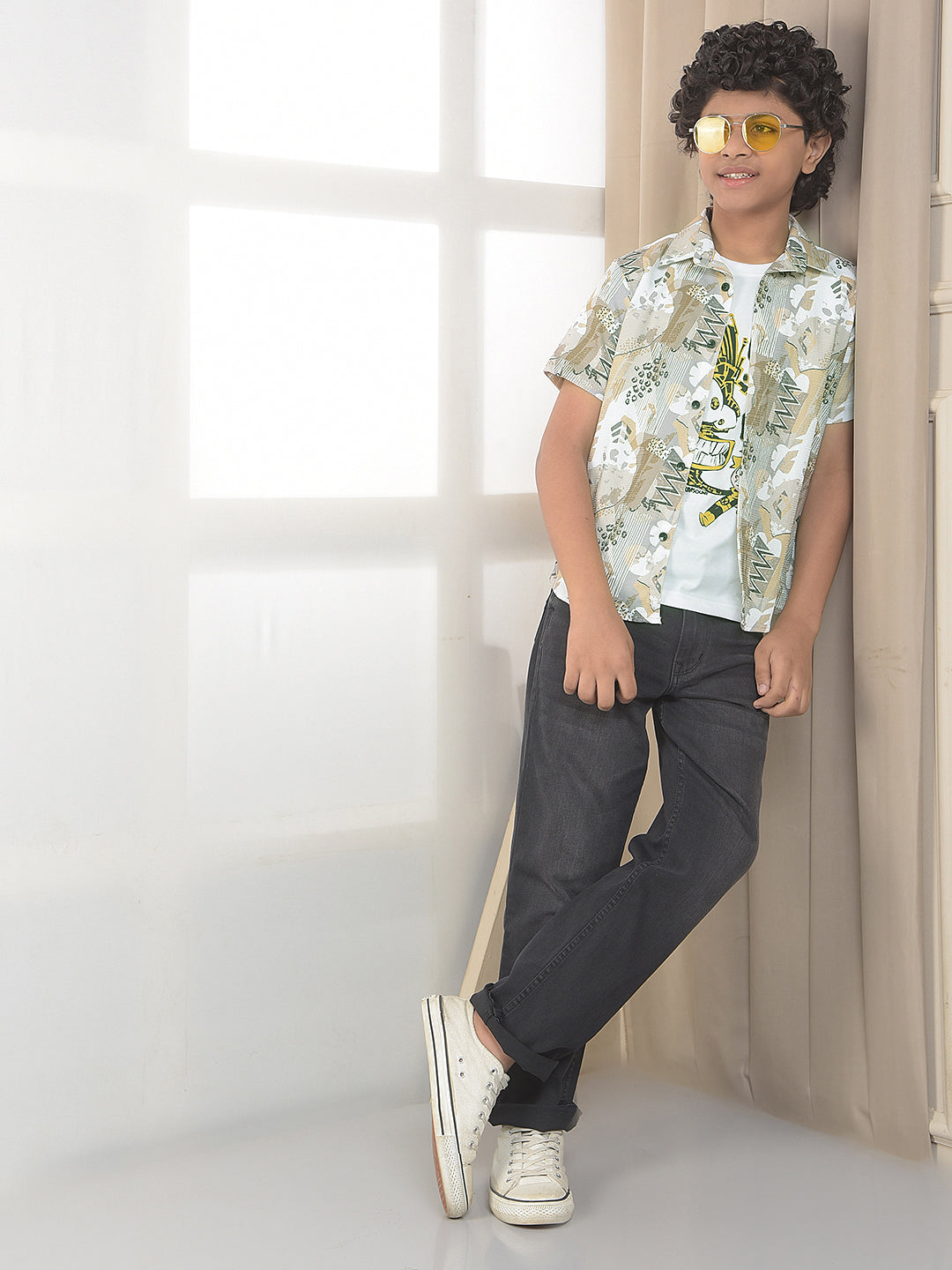 Multicolor Graphic Print Shirt with T-Shirt
