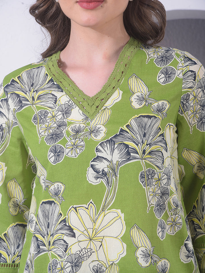Green Floral Print V-Neck Top