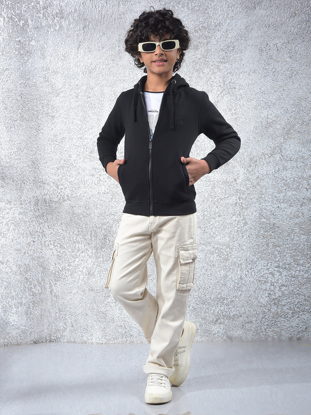 Black Hooded Neck Sweatshirt