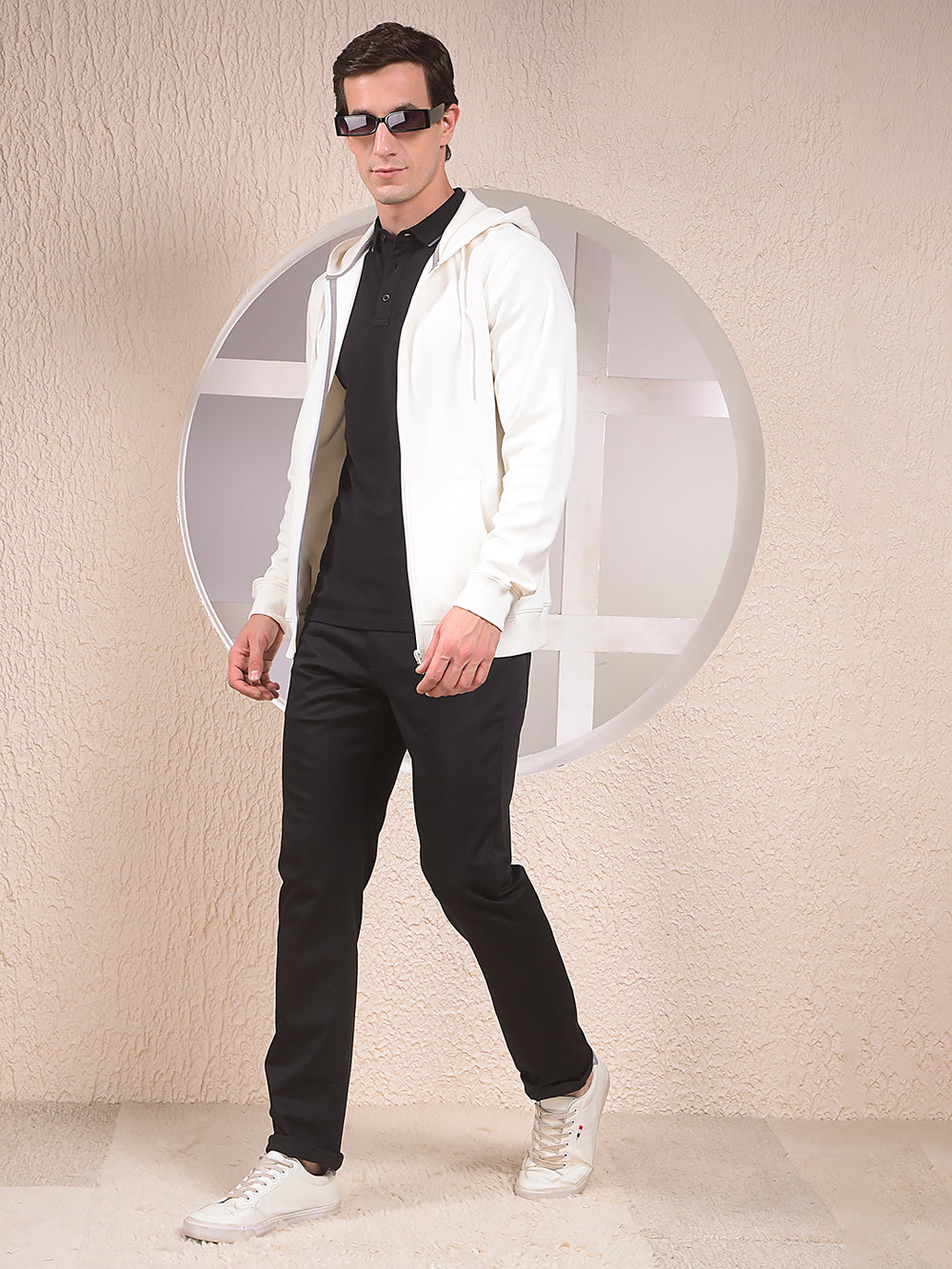 Off White Hooded Neck Sweatshirt