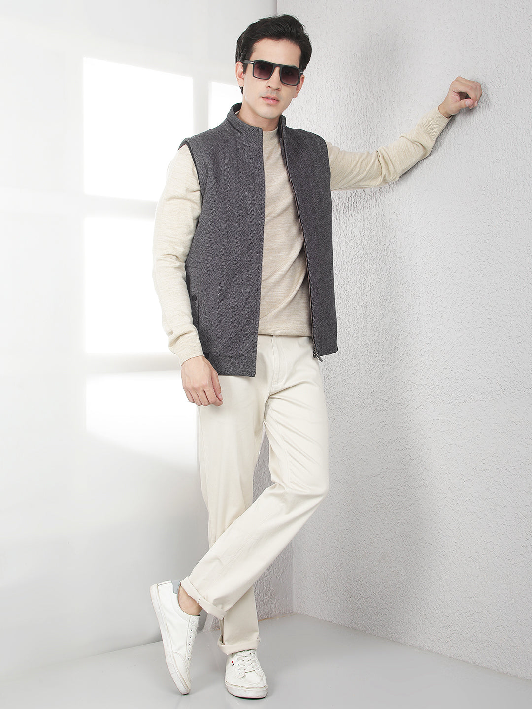 Black Checked High Neck Sleeveless Jacket