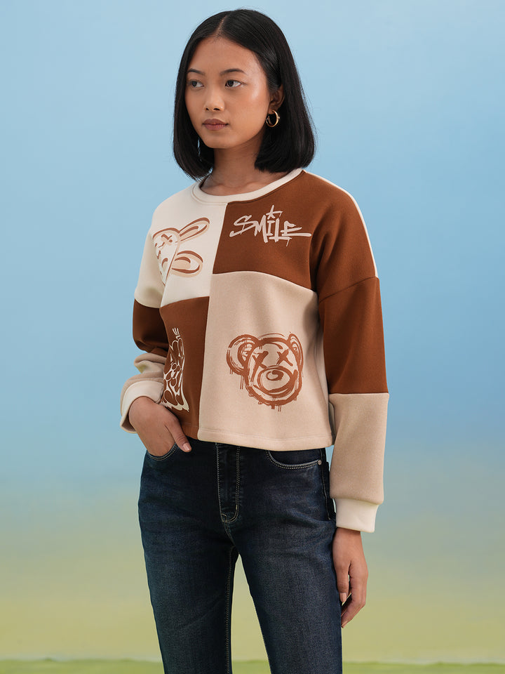 Two-Tone Cartoon Graphic Sweatshirt