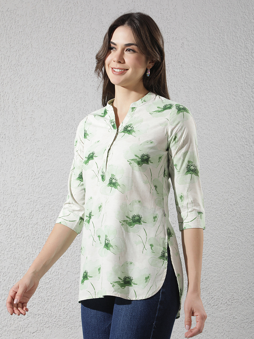Linen Green Floral Printed V-Neck Top
