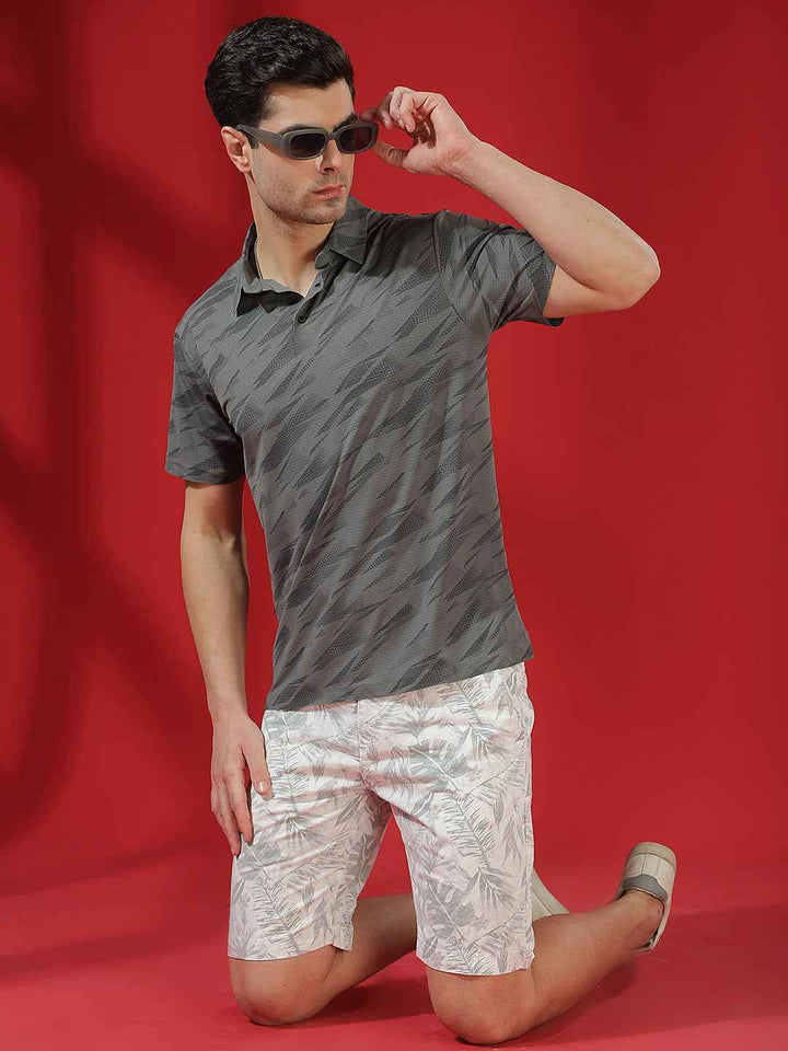 NeoBotanic Grey Leaf Print Shorts