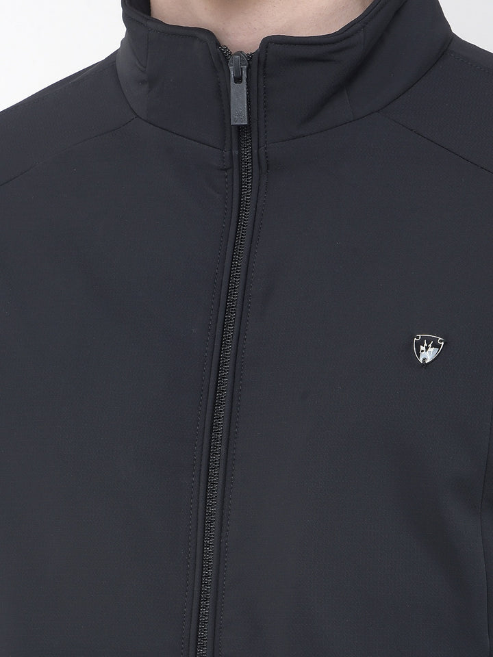 Trend-Forward Black Puffer Jacket