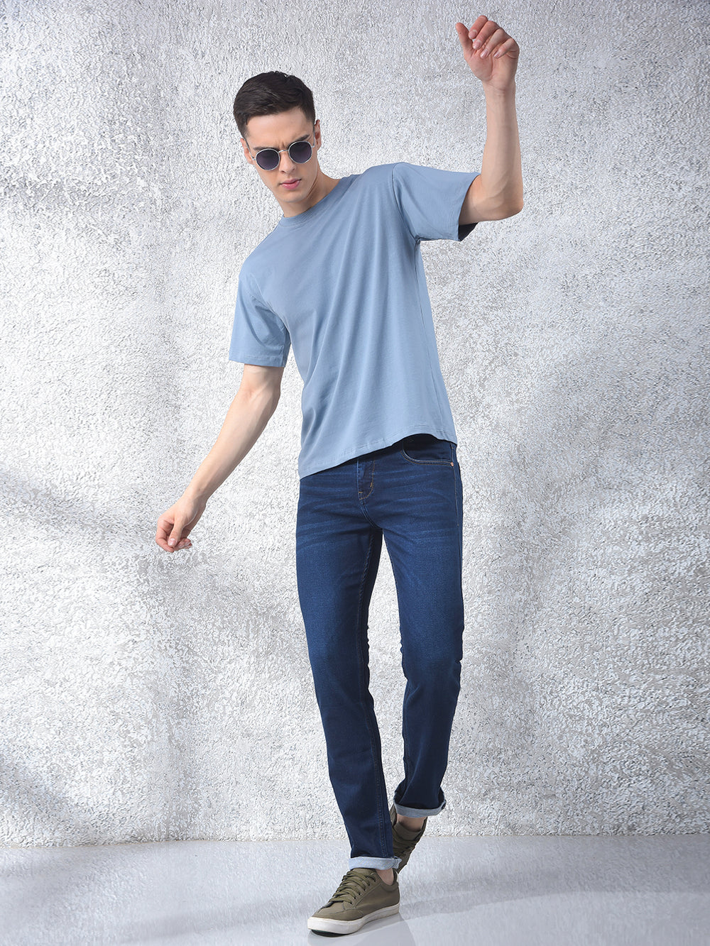 Versatile Blue Denim Jeans-Men Jeans-Crimsoune Club