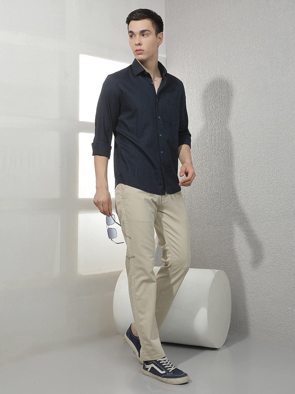 Structured Anchor Blue Navy Blue Shirt