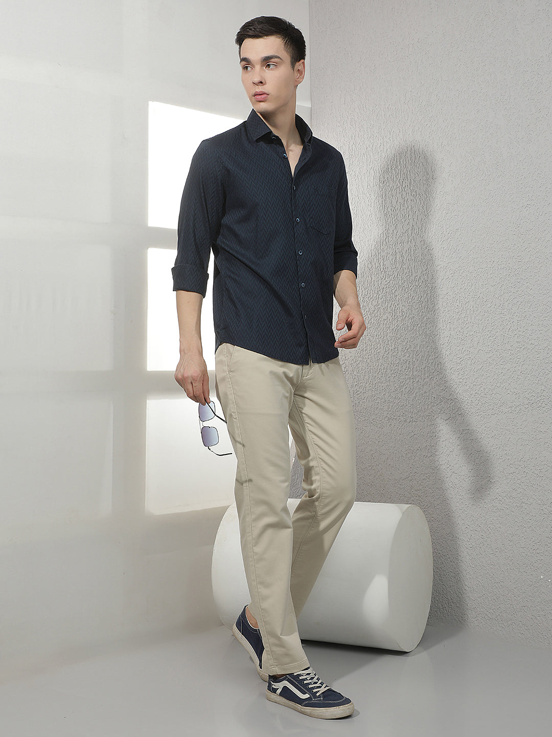 Structured Anchor Blue Navy Blue Shirt