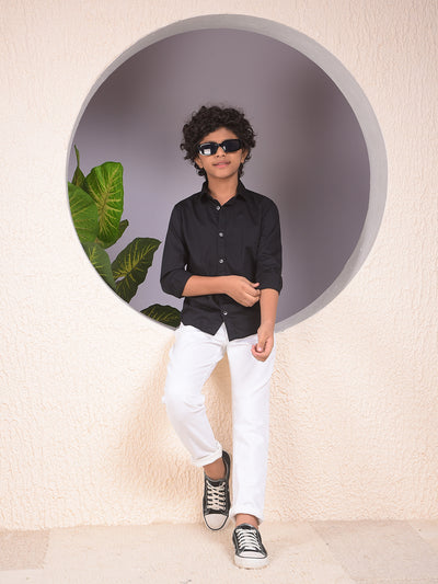 Vivid White Slim Fit Jeans