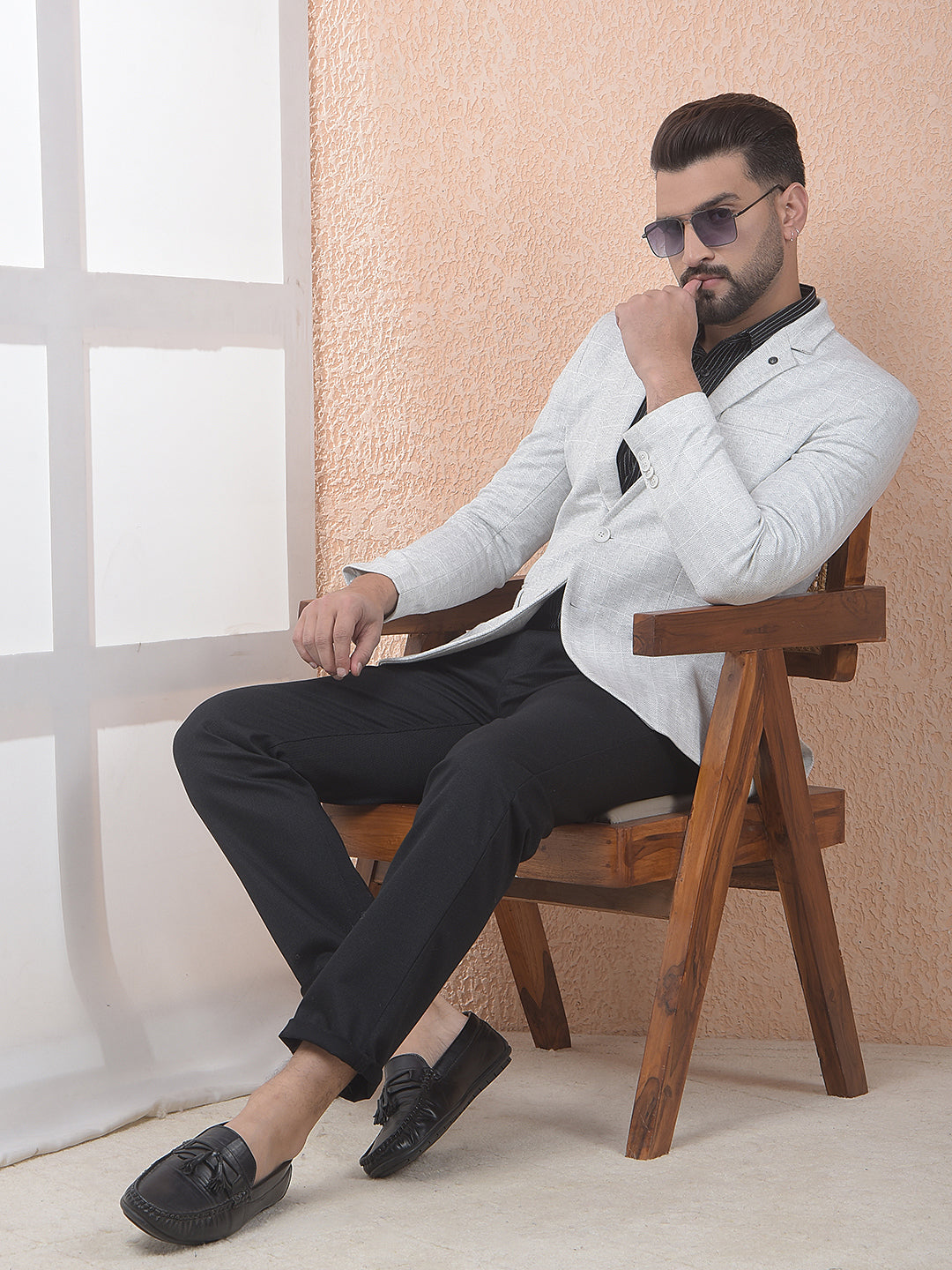 Grey Textured Notched Lapel Single Breasted Blazer