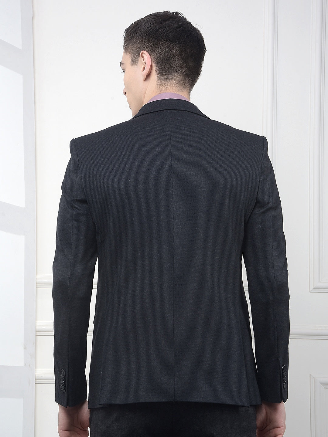 Black Notched Lapel Single-Breasted Blazer