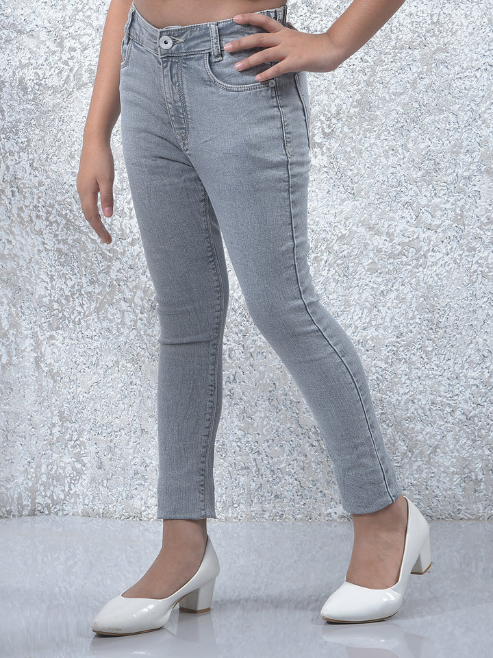Chic Grey Skinny Jeans