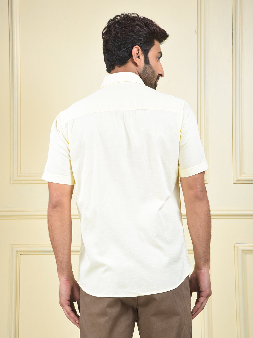 Trend-Forward Appeal Yellow Shirt