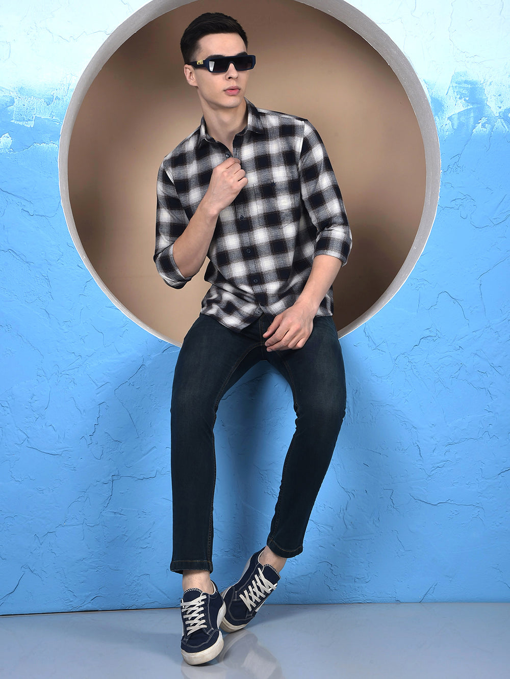 Classic Black Straight Leg Denim Jeans-Men Jeans-Crimsoune Club