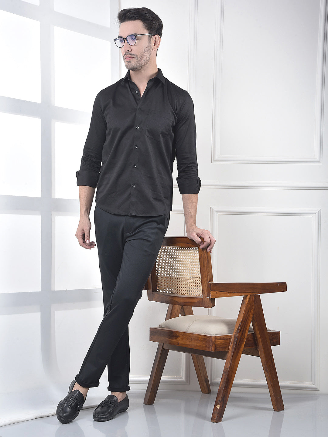 Sleek Style Black Shirt
