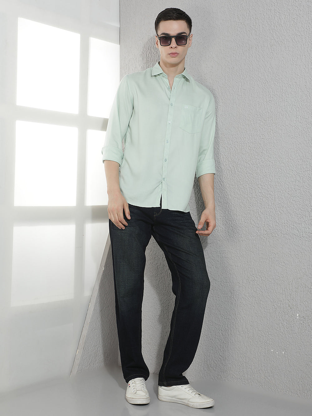 Indigo Blue Straight Faint Relaxed Jeans