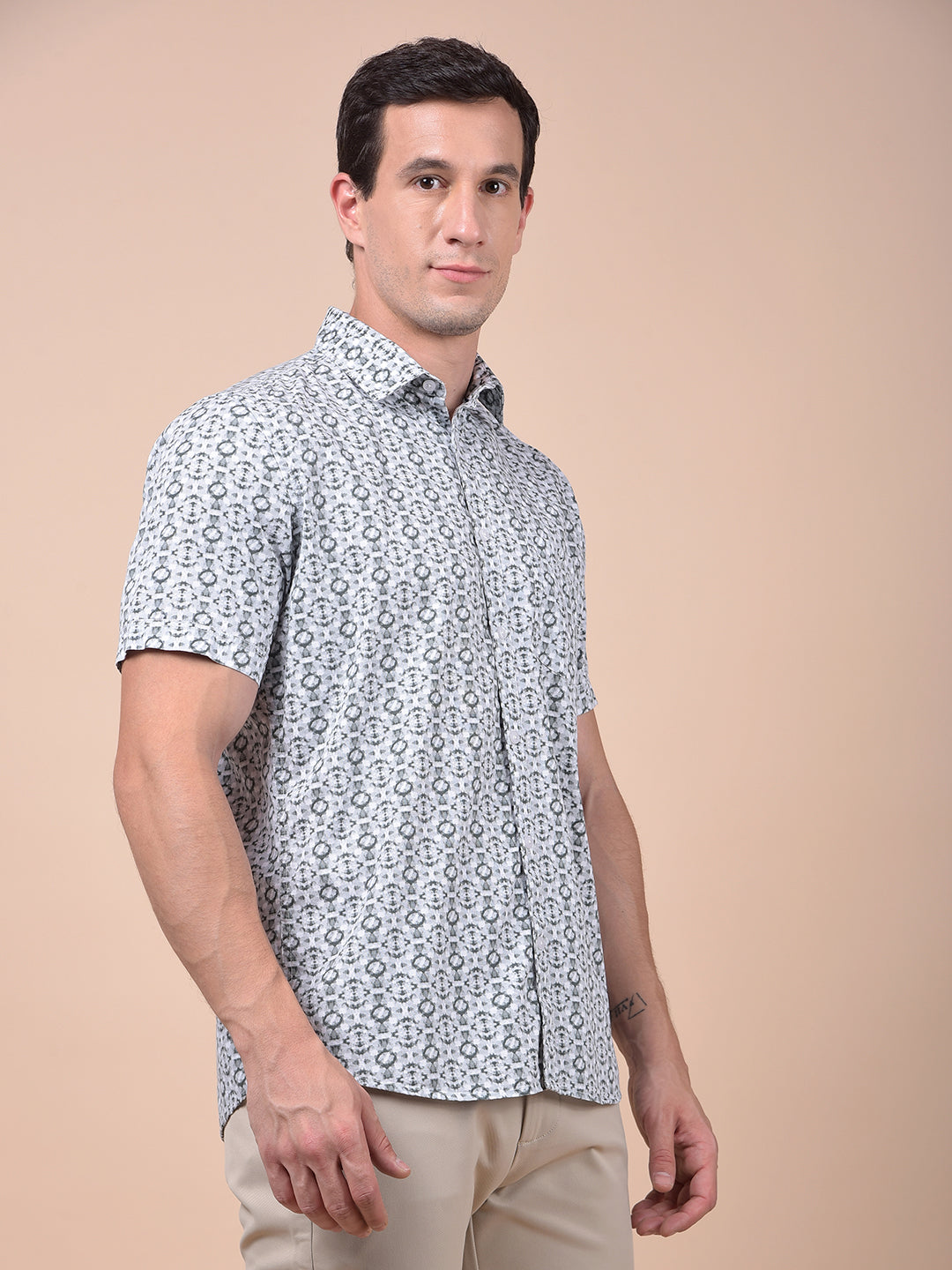 Streamlined Grey Printed Shirt