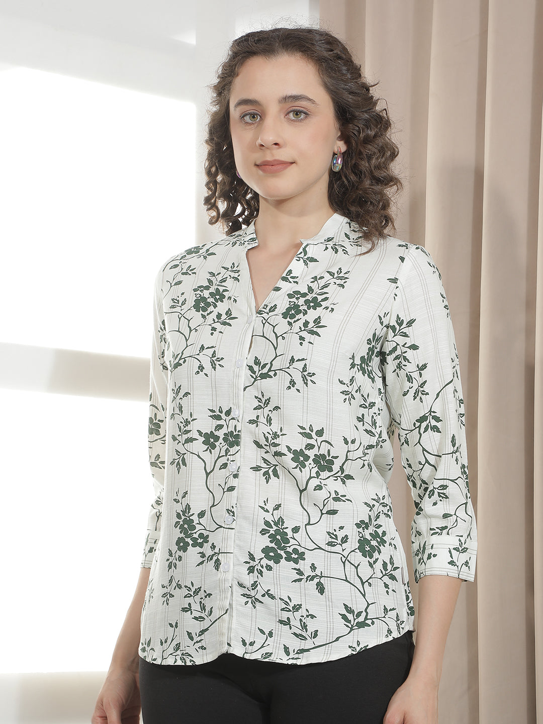 Green Floral Print V-Neck Linen Shirt