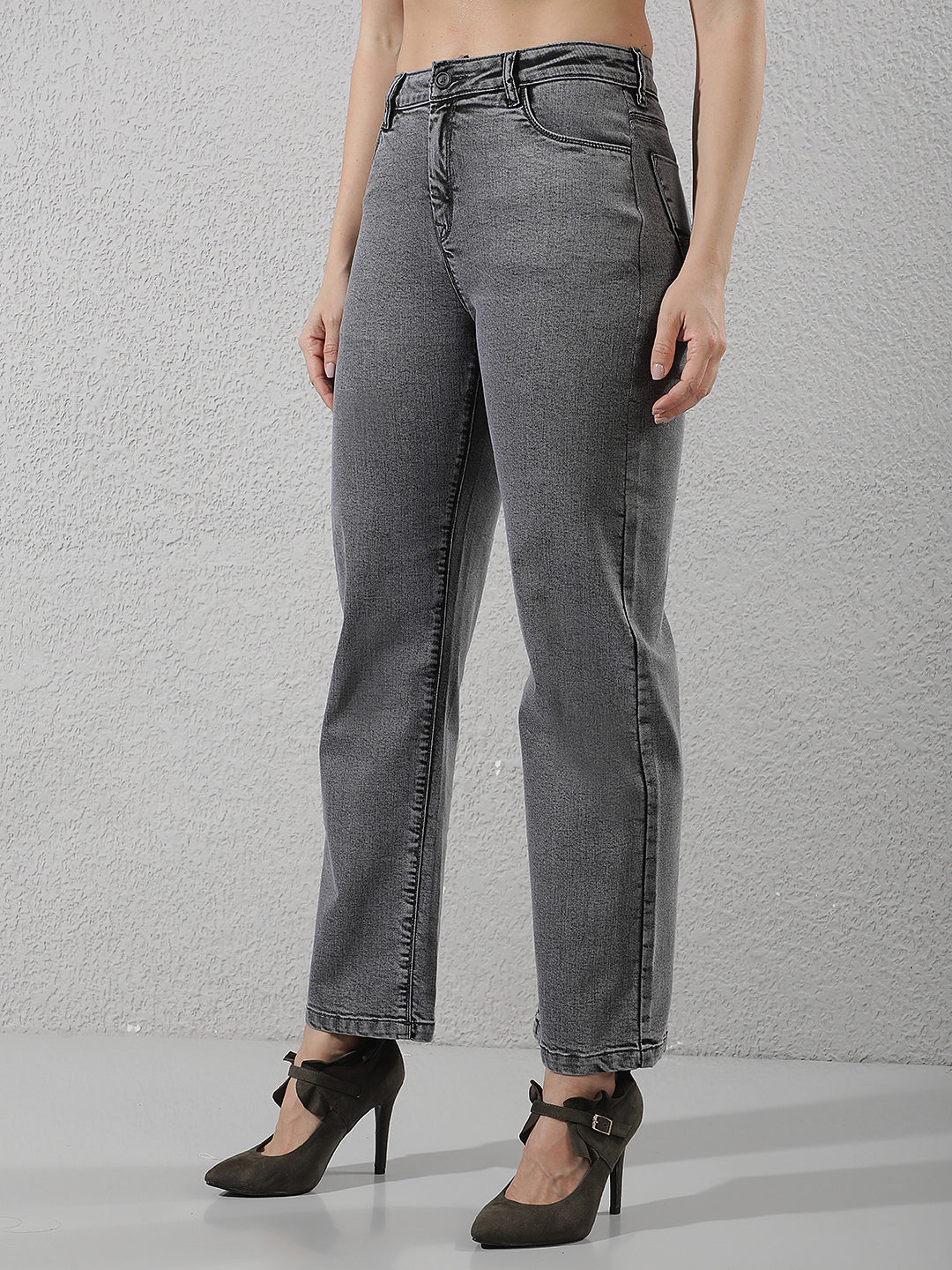 Chic Graphite Grey Straight Jeans