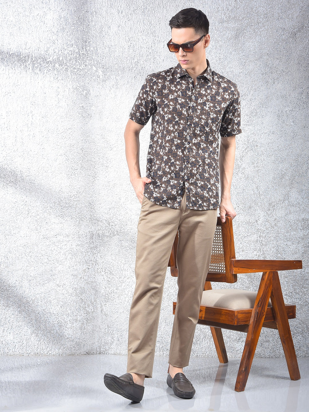 Modern Detailing Khaki Trousers