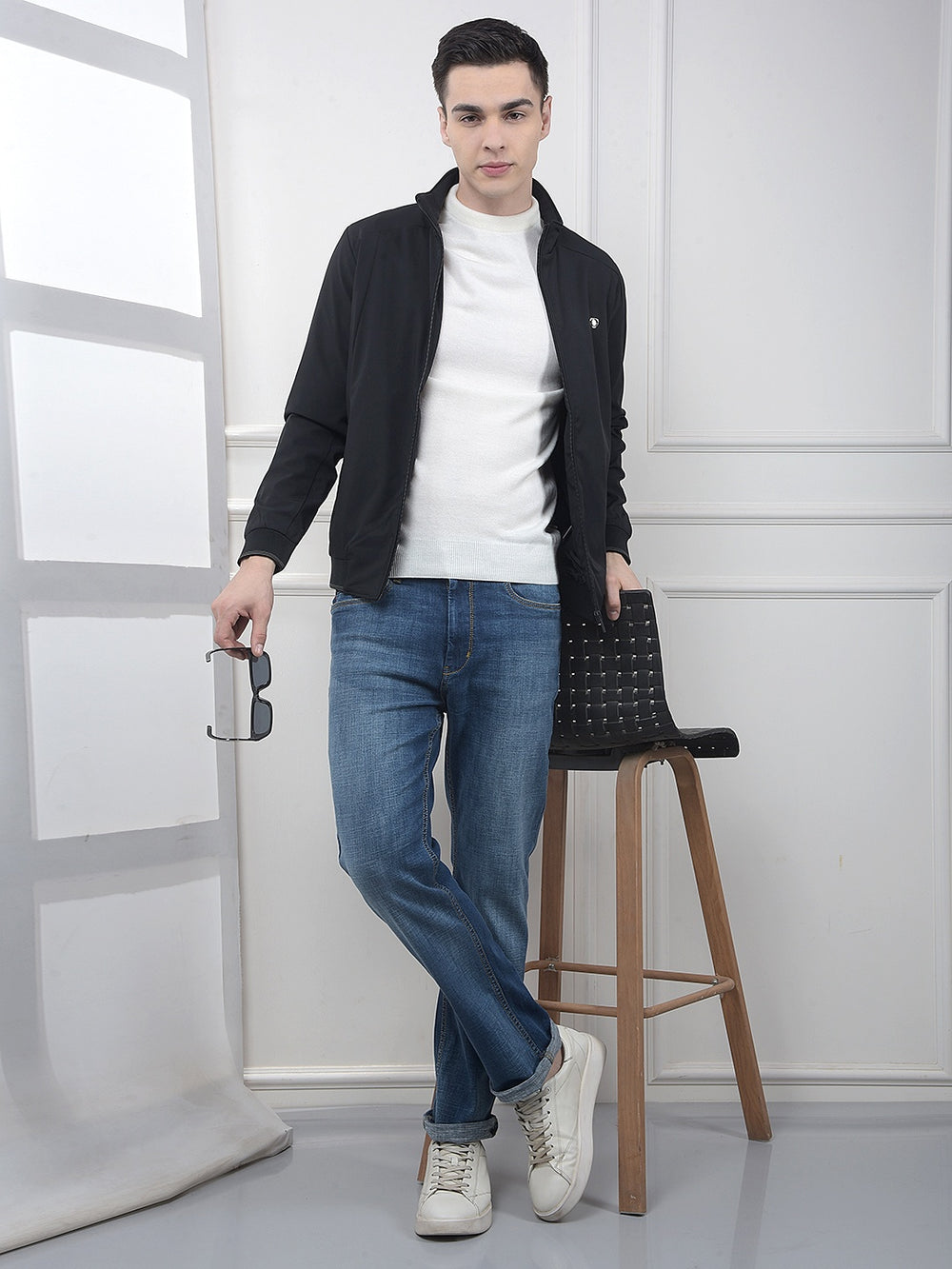 Trend-Forward Black Puffer Jacket