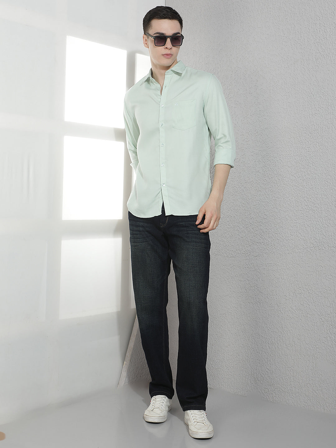 Indigo Blue Straight Faint Relaxed Jeans
