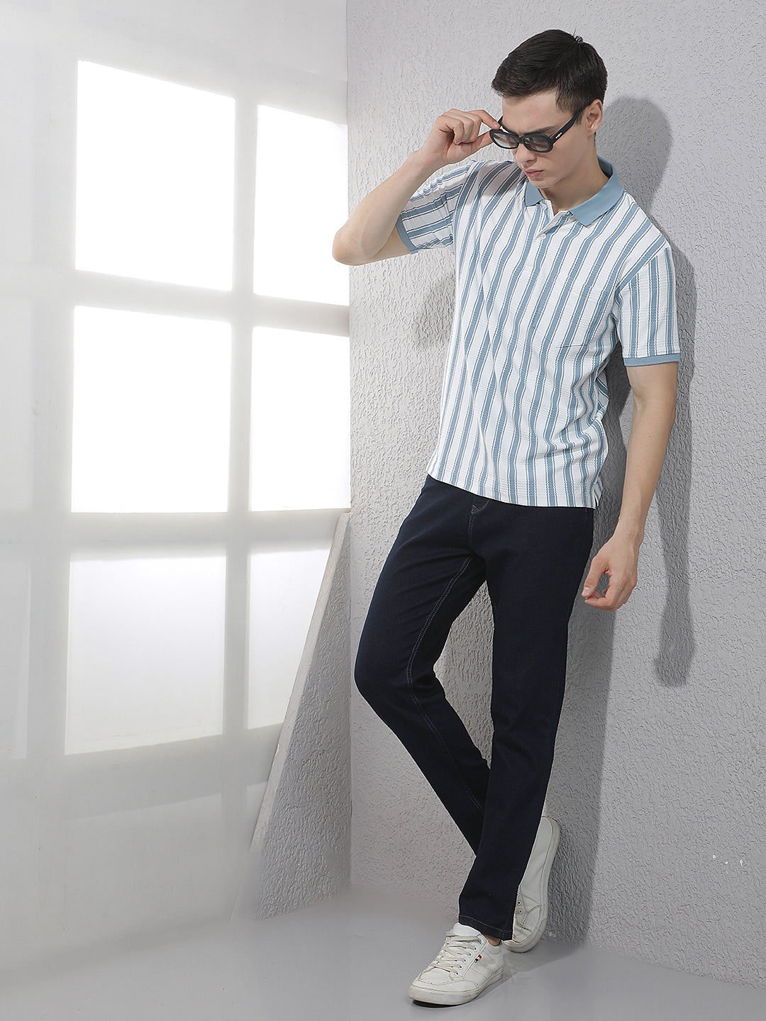 Sleek Deep Navy Navy Blue Jeans