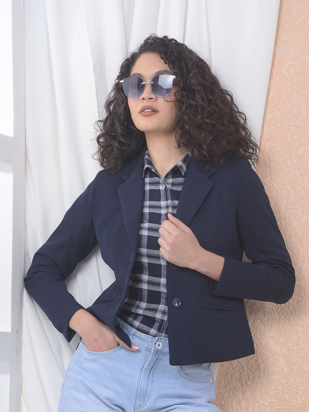 Navy Blue Notched Lapel Single-Breasted Blazer