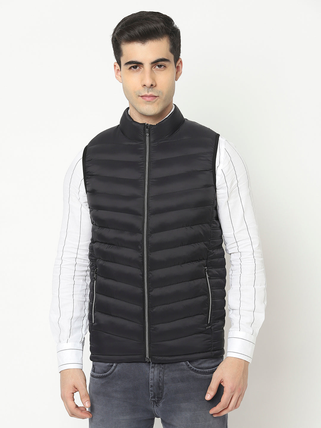  Black Padded Jacket in Sleeveless Cut 